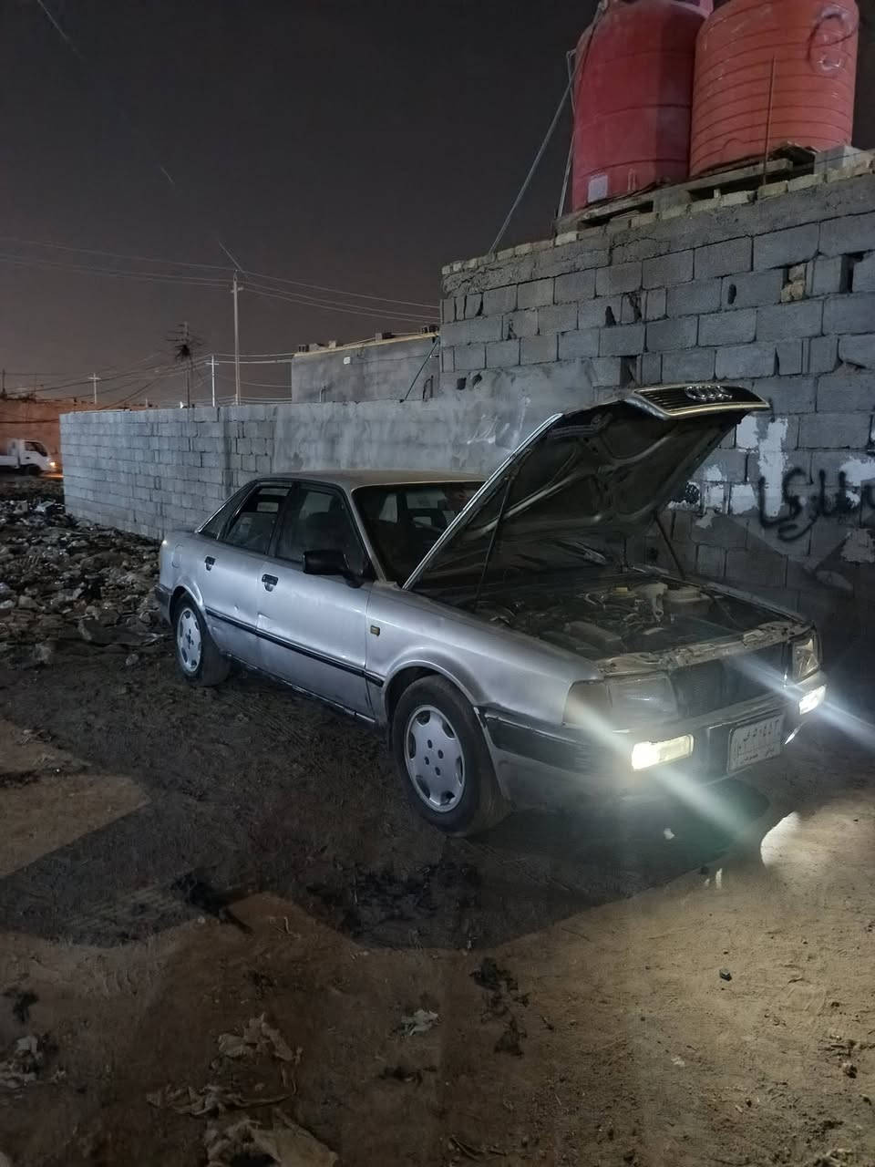 اودي اريد مراوس بي سياره بس كون فرق ينطي
 وبيع هم ابيع السعر 22 وبيه مجال قليل
جاهزه مديل 92 راعيه موجود يسويلك بيه وكاله عامه خاصه الي يعجبك  دواخله جديده الى درجه وكفاله من الحادث شرط وين ماتريد تفحص افحص
مكاني بصره الحيانيه رقم تليفوني ***********
