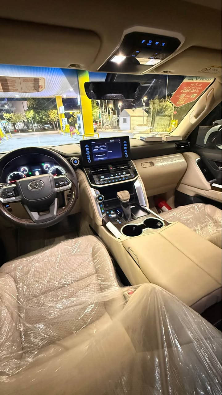 Toyota land Crusier GXR 2022 
‎تۆیۆتا لاند کرۆزەر مۆدێل2022
                                                    سفری شەریکەی جیهان
                                      کامل سێرڤسی شەریکەی بۆ کراوە
                                                    پێشی کامل ppfبۆ کراوە
‎ئەزیزان سەیارەکە بێ بۆیاخە دەعامی بۆ دەعامی بەشەرت
‎بۆیاخی نیە،سارد نیە
‎مواسەفاتی :
‎🔹بەصمە،🔹درگا بەصمە،🔹کوشن جلد.  🔹ناوزەرد🔹سڵاید،🔹تبرید مرکزی🔹،برێک بصمە،
‎🔹ئۆتۆ هۆڵد،،🔹ڕاداری لاکان و پێش و دوا 
‎🔹ئاوێنە کارەبا🔹هەردوو کوشنی پێشەوە کارەبا
‎🔹بەخی ئاو 🔹سەلاجە،🔹٣شاشە🔹سنوق جەک
‎🔹بلاجکتۆر🔹ئاوێنە ئیشارەت…چەندین مواسەفاتی تر
                                                       تەنها65km ڕۆشتوە
‎سەیارەکە زۆر جوان و تازە ماوەتەو
‎گێڕ و مەکینەی بەشەرت 
                                                      ژت:***********
‎  سەیارەکە شوێنی لە سلێمانیە
                                                              نرخ:625$💵 السليمانية, العراق
