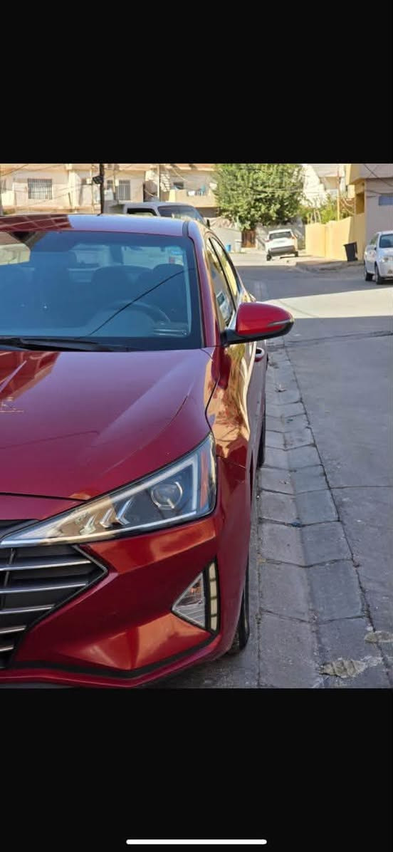 السلام عليكم
🚘 هيونداي النترا 2020
🔴 لون أحمر  
🔥 تدفئة مقاعد  
📍 ماشية 130 ألف كم  
📷 كاميرا خلفية  
📱 Apple CarPlay / شاشه جبيره
مكينه 2000 دوش 
كير اي تي

🔴🔴🔴 السياره رقم اربيل الجديدد تحويل ثاني يوم 

السيارة وارد أمريكي، بيها ملاحظات بسيطة من حادثها الأمريكي، وتحتاج بولش وترتيب بعض الأمور.  
الميكانيك جاهز: مكينة، گير، صدر وكلشي تمام، والسيارة جاهزة للفحص.

📍 المكان: بغداد  
💰 السعر: 120   
📞 للاستفسار: ***********
