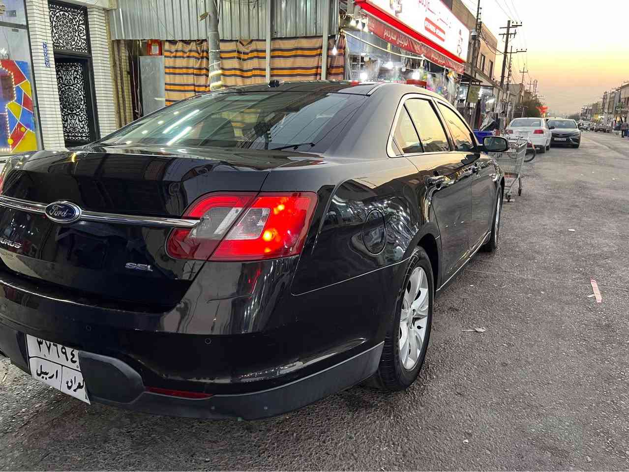 فۆرد تاوروس 2010 v6 3.5 مواسەفاتSEL جائیز گێر تۆماتیک و عادی گێر شەفت تەبرید لەگەڵ سویج تحدید سورعە ڤۆلیۆم تەلەفۆن AUX USB کوشین کارەبا هیچی سبوخی نیە تەنها بۆنیتەکیە دوو بست پەمپە لەگەڵ دوو جێی بچوک ساردە کوتی هەیە ماباقی هیچی نیە سعری 92 وەرەقەو معامەلە شتەک خرامەشی هەیە دوای معامەلە دەیگەرێنمەوە سەیارەکە لە هەولێرە گێر و مەکینەی بە شەرت نەکرایتەوە تەنانەت بۆ واتەر پەمپیش مەکینەی نەکرایتەوە *********** أربيل, العراق
