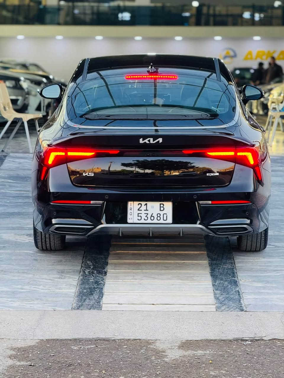 2026 KIA K5, GT-LINE

نــوع الــمـركـبة:-   K5 -   GT lian  )🇺🇸

الـــــمــوديــــل:-2026 الشكل الجديد

اللون اسود 🩶🩶🩶

حــجـم الـمـحرك:-  2500

الــــعـــــــــداد:2 الف ميل فقط 

:-  رقم سليمانيه هزه وفحص وترقيم جديد

بصمه تشغيل + ابواب

داش كام خلفي وامامي

تشغيل عن بعد ( Remote Start )

داخل جلد ( اسود وابيض مطرز  مختمة GT)

كشنات كهربائيه مع تدفئه مختم GT

تحكم ستيرن جهـتين

شحن لاسلكي

لايت زينون ٣ عدسات ديناميكي

كشافات زينون

بك لايت لد متصل

رادار امامي + خلفي + جانبي

نظام النقطه العمياء مع تحذير الاصطدام مع خاصيه التوقف التلقائي 

مثبت سرعه ذكي تفاعلي مع الرادار

نظام كشف حركه المرور الخلفيه

مساعدة البقاء في المسار 

مساعد الخروج الامن عند فتح الابواب 

شاشة وسطية تدعم Apple CarPlay & Android Auto 

درايف مود ٤ وضعيات للقياده Normal,sport,sport plus ,custom 

نظام ترحيب عند الاقتراب

فتح الجنطه عند الاقتراب

الضرر  - بونيد مبدل وكالة  

السعر  217 ورقه وبي مجال 

ديالى خانقين 

***********

متوفر واتساب او الاتصال عالرقم
