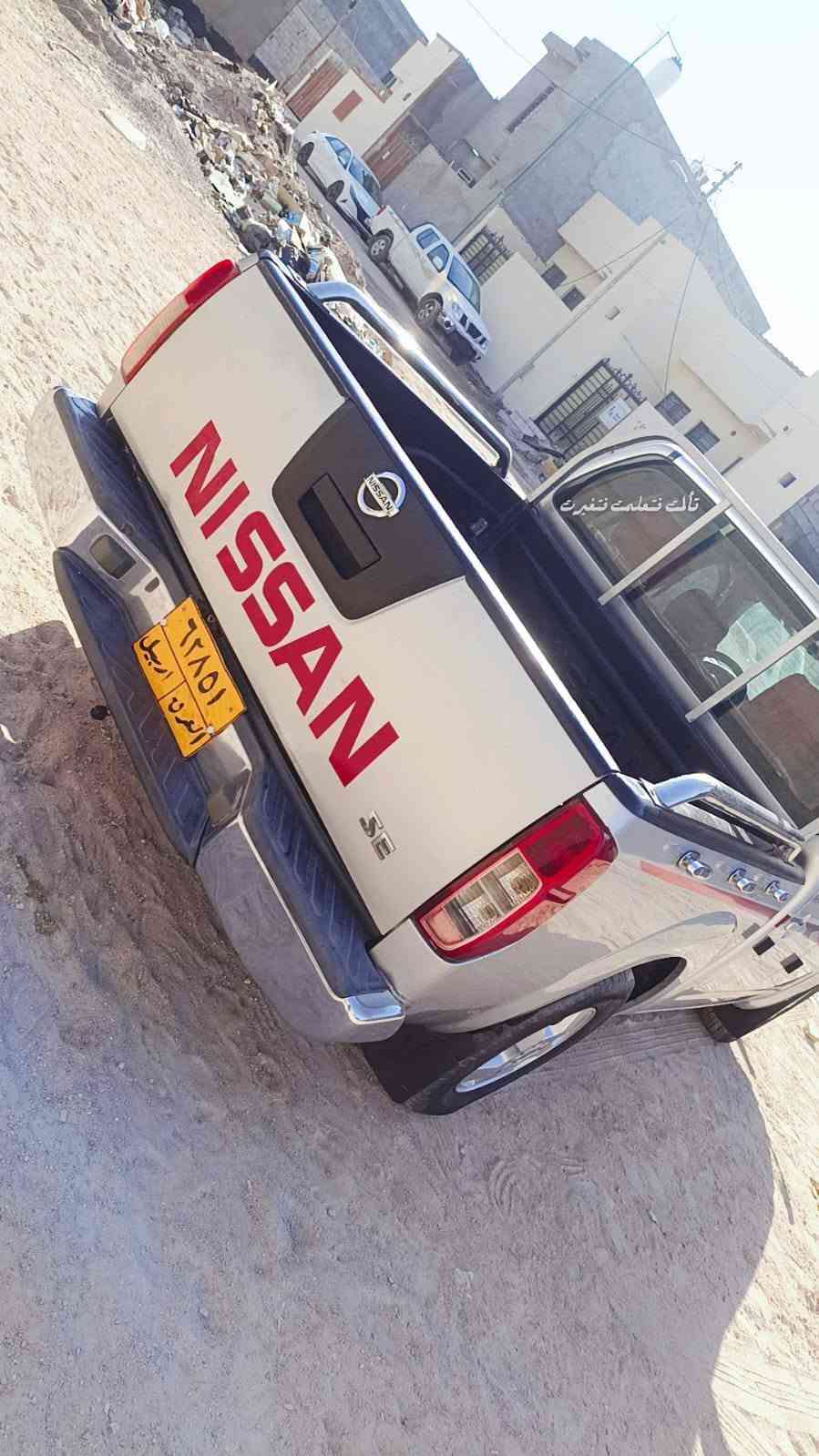 نيفارا • ٢٠٠٩ • قطعة صبغ