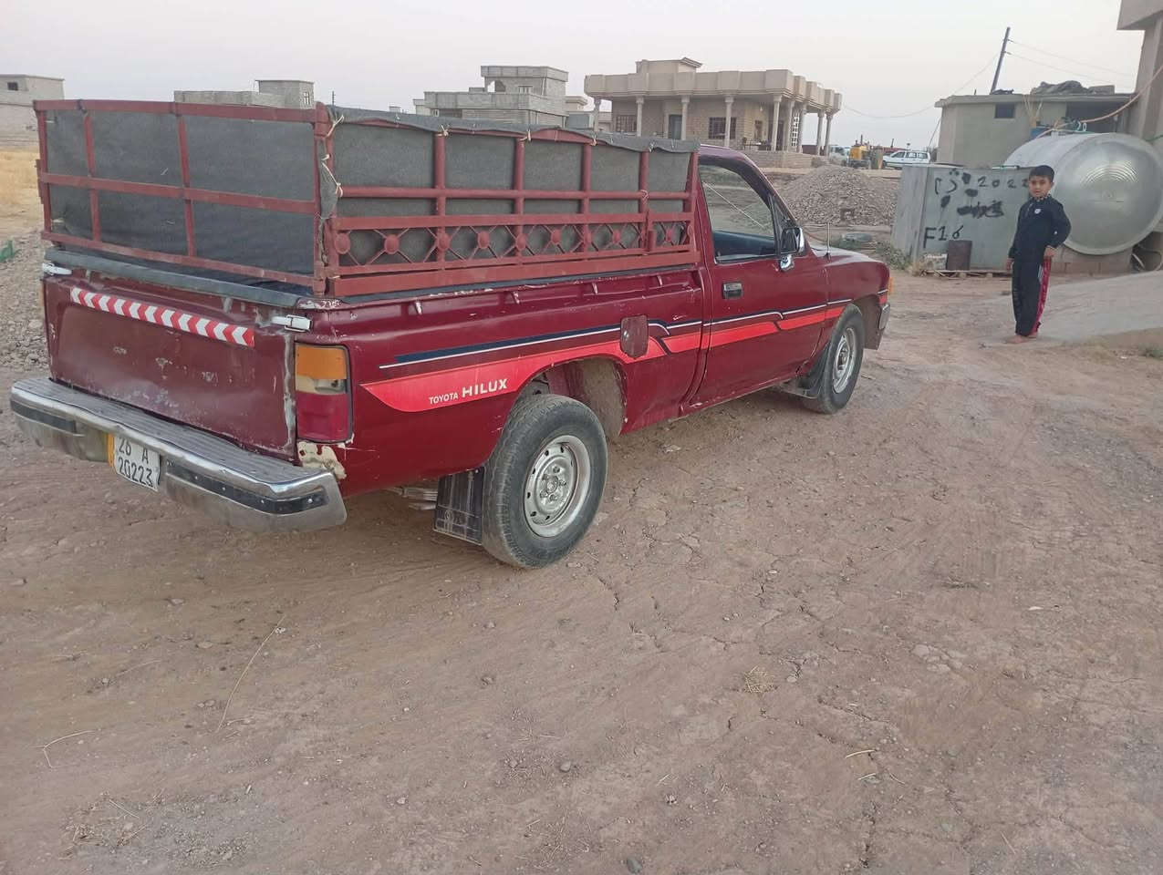 بيكم تيوتا موديل ٩٠ هزه جديده سنويه ٣١ رقم صلاح الدين مكان السياره ربيعه قريه العمله شرط التحويل بيع مستعجل اتصل على *********** اخوان المو شراي لا يخابر السعر ٣٢ وبيها ملاحضات
