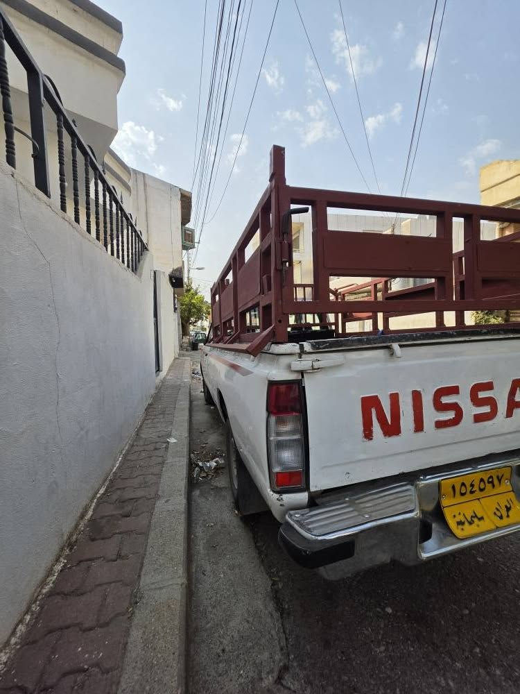 نیسانی پیکاب تاک مۆدێل ٢٠٠٧ سەیارەکە ماڵی دۆستە و چەمەلەغی سایەق ڕەشە  و چەمەلەغی سەکن بۆیاغە نیو بۆدی دواوە بۆیاغە ٢ گەڵا و نیو غەرامەی لەسەرە دوای مامەڵە ئەیگەڕێنمەوە 
٤ تایەی دەنلوب تازە ٢ مانگە بۆی بەسراوە
٤ پلاک و ٤ نۆزڵ تازە بۆی گۆڕاوە دەبۆی ئیستۆپ و دەبۆی کلاج تازە بۆی گۆڕاوە کلاجی ٢ مانگە گۆڕاوە ئەکسلی مۆدێل ٢٠١٤ی لەسەرە کامل بانس و تاسی دواوە تازە بۆی گۆڕاوە کامل کارەبای مەزبووتە بێ کێشە تەبرید سارد و گەرم لەسەر سویچ سەنەوی مانگی ٣ی ٢٠٢٥ بەسەر چووە بەشەرتی تەحویل و وەکالە و بەناو کردن سەیارەکە ماڵی خۆمە و هی مەعرەز نییە چەمچەکەشی لەگەڵە 
تکایە موشتەری نیت سەری خۆشت و منیش مەیەشێنە ژمارە تەلەفون
***********
***********
واتسئاپ و ڤایبەریان لەسەرە حلبجة, السليمانية
