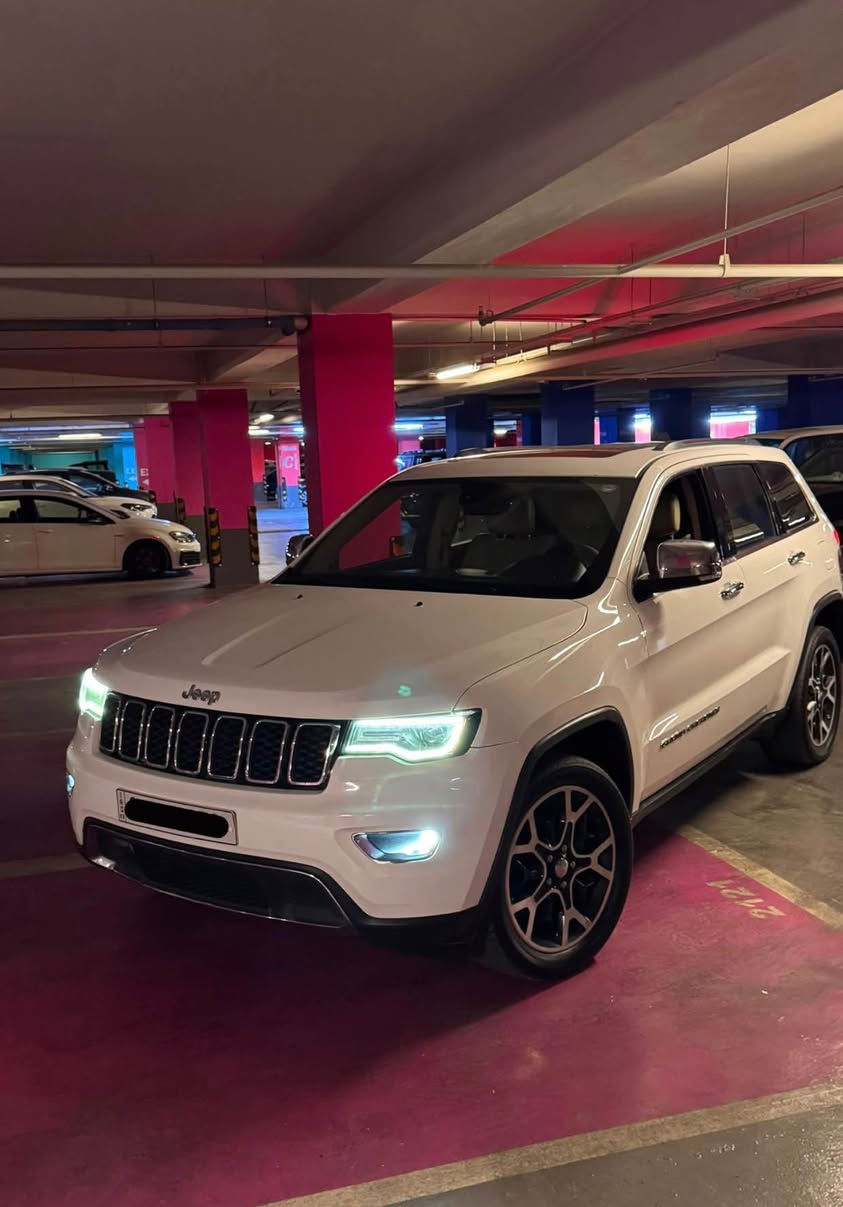🔥 Jeep Grand Cherokee Limited 🔥

🇨🇦 وارد كندي
📅 موديل 2017
📍 أربيل

✨ سيارة نظيفة جداً وتستاهل المشاهدة من أول نظرة

🔹 الفئة: Limited
🔹 المحرك: شرط
🔹 الكير: شرط
🔹 الكهربائيات: شرط
🔹 الداخلية: كلين ونظيفة جداً 🧼
🔹 Clean Title ✅
🔹 فقط مكانين تعديل بارد
🔹 فتحة سقف بانوراما ☀️
🔹 شاشة وسطية
🔹 كاميرا خلفية 🎥
🔹 حساسات أمامية وخلفية
🔹 مقاعد كهربائية
🔹 تشغيل بصمة / Push Start
🔹 مثبت سرعة
🔹 تكييف أوتوماتيك
🔹 إضاءة LED
🔹 جنوط أصلية رياضية
🔹 مرايا كهربائية
🔹 تحكم من السكان
🔹 تصميم Grand Cherokee الفخم والمميز 🤍

💰 السعر: 22,000$
🤝 بي مجال للطيبين والجادين

📞 للاستفسار والحجز:
***********

📍 العنوان: أربيل

🔥 سيارة نظافة وسعرها يستاهل — الفحص على المشتري وبكل رحابة صدر. أربيل, العراق
