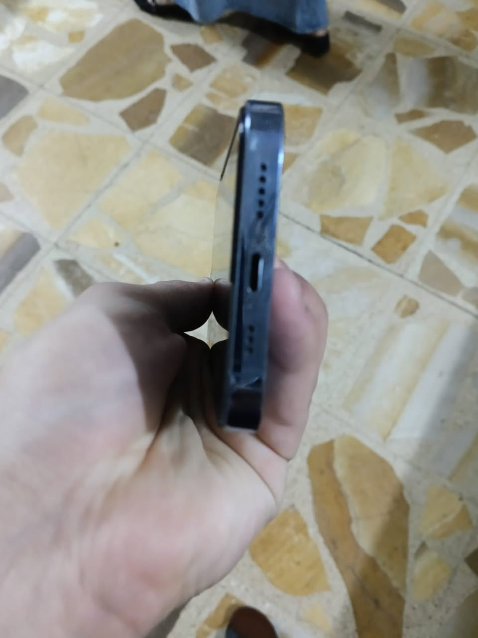 آيفون ١٣ برو • ١٢٨ • مبدل كامرا