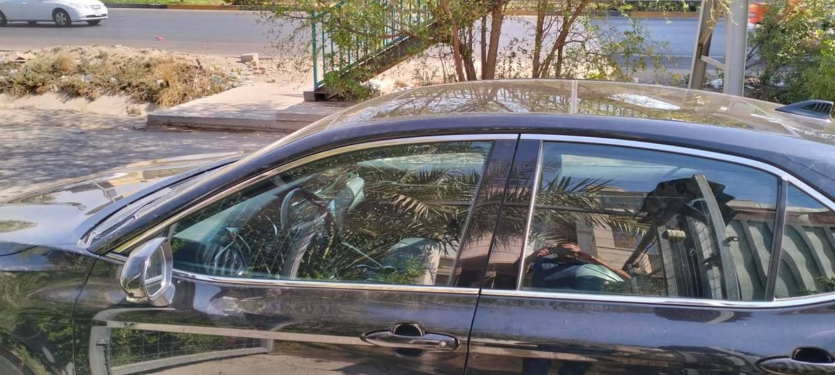 السلام عليكم
كامري 2020  XLE فول مواصفات 
ماشيه 33 ألف ميل 
حادث السياره جاملغ خلفي الآيسر بدون دواخل 
سياره رقم بغداد الدولي بأسمي تحويل وين ميعجبك 
داخل السياره جلد أسود 
فتحه بانوراما 
تحكمات تدفئة وتبريد بل كشنات 
كشنات تحكم كهربائي 
أعلى فئه بل كامري 
السعر 190 بيها مجال 
***********
