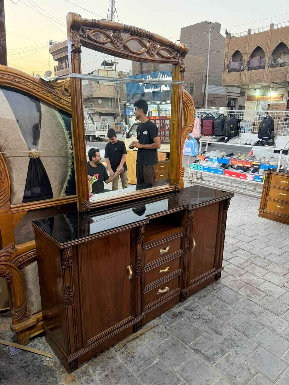 غرفه 6 باب ملحق صاج داخل وخارج ضهر جرجوبه شغل درجه اولى مستعمل موديل دنك زان مصري بغداد الأمين الثانية ***********
