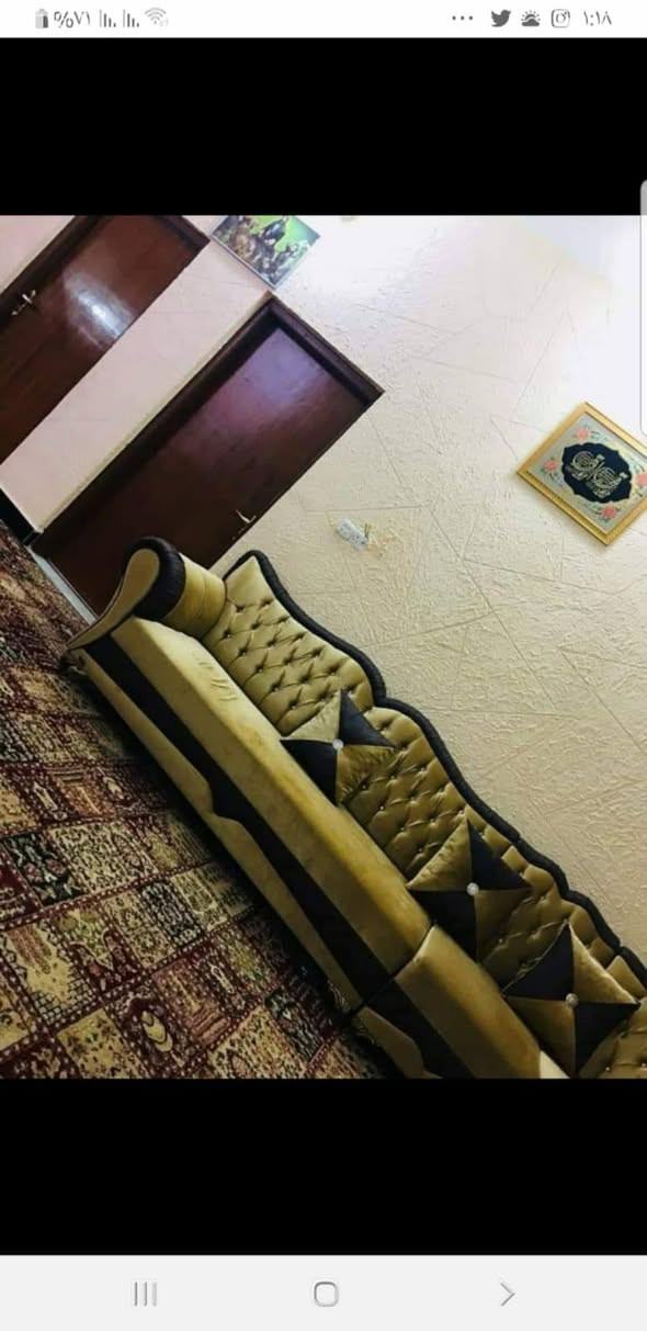 السلام عليكم دار للبيع في محافظه واسط منطقه الكوت الجديده شارع الاقواس في مركز المحافظه  طابو زراعي اقرار محكمه مساحته  ٤٢٠ متر يقع على شارع عرضه ٣٠ متر  للاستفسار ***********
