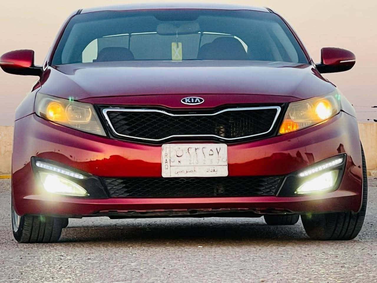 السلام عليكم 
اوبتما امريكي 2013للبيع 
محرك 2000تيربو
تبريد قطعتين 
بصمه تشغيل وابواب وصندوك
شاشه ايباد 
اشاير بالمري 
شفتات ستيرن 
كشن كهرباء 
مشروع وطني 
***********
