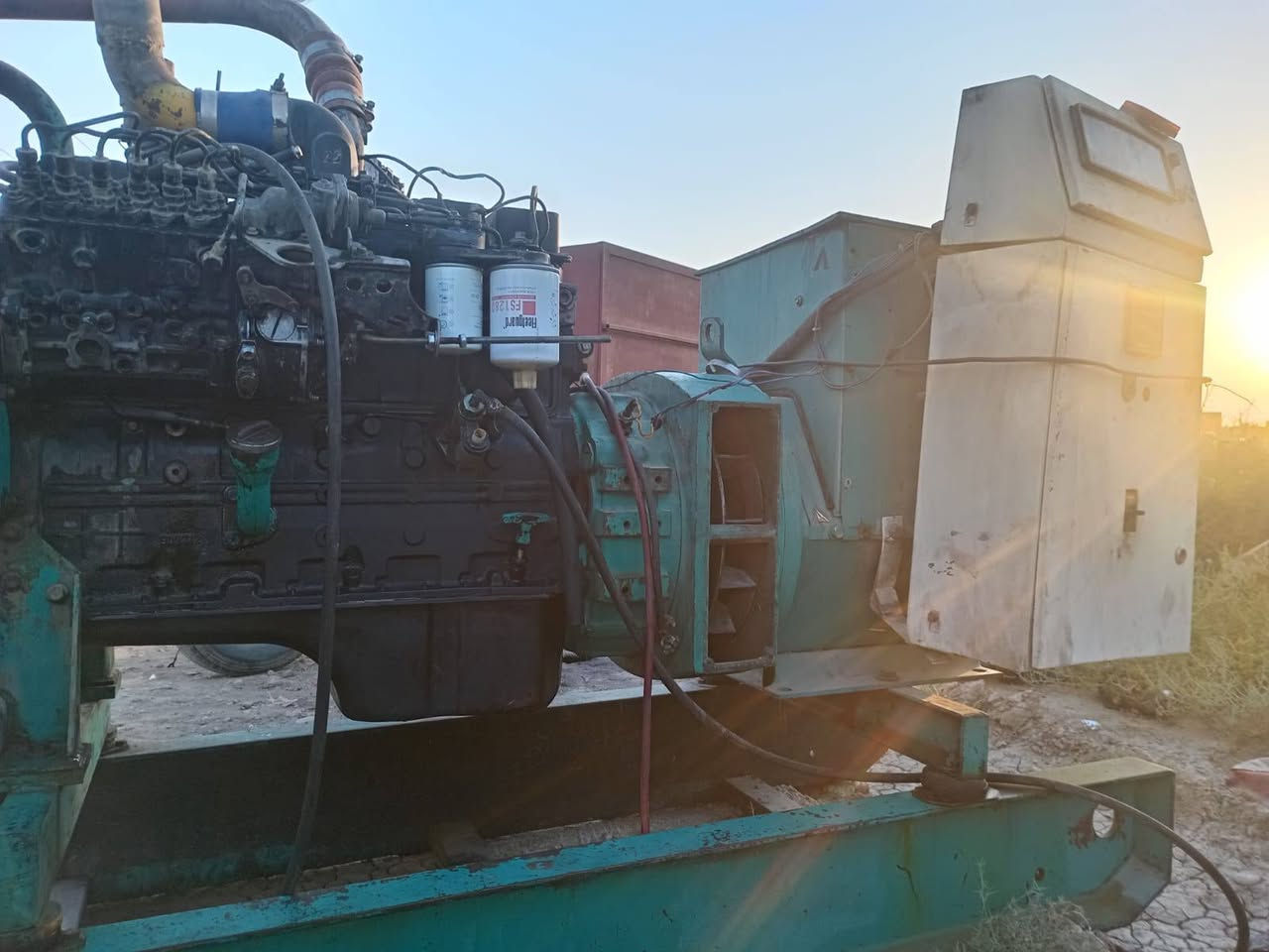 كمنز 102 مولد بلادي ما مفتوحة نهائيا توليد 175kva شاصي عالي راديتر جديد مولد جاهز للتشغيل 
***********
