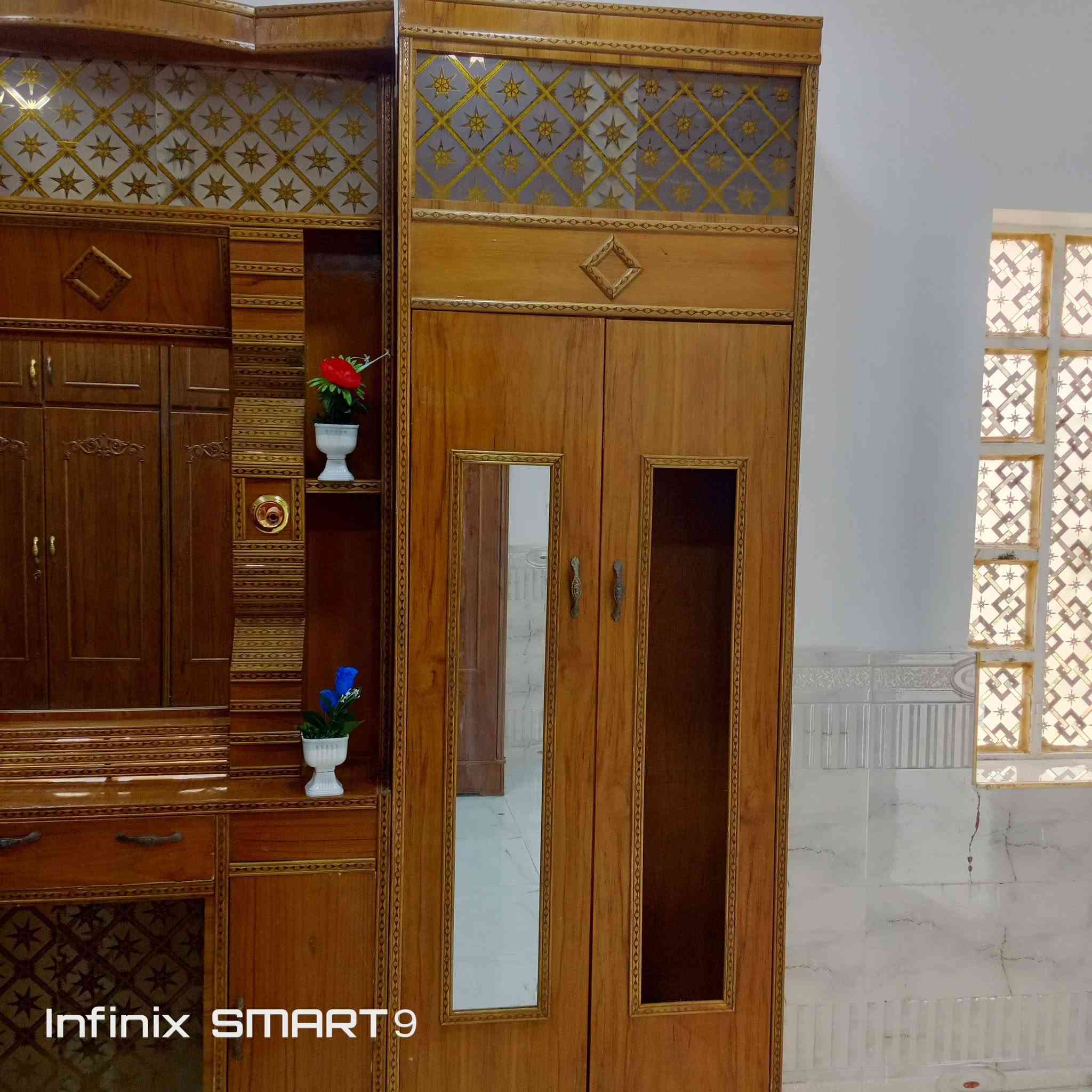 غرفة مسرح • عالي نضافه • طقم كامل