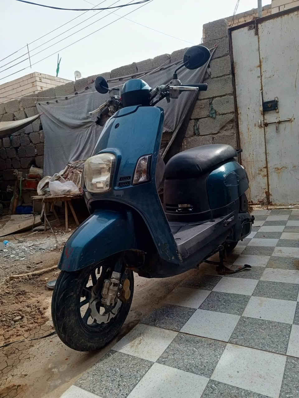 ماكس بوليسي • مزودة