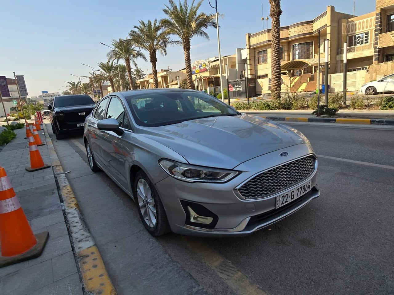 فورد فوجين هايبرد 2020
محرك 2000
ضررها قطعتين... بدون دواخل
ماشية ٩٢ ألف
محركها كايم...

تفاصيل الباقي وات ساب

***********
