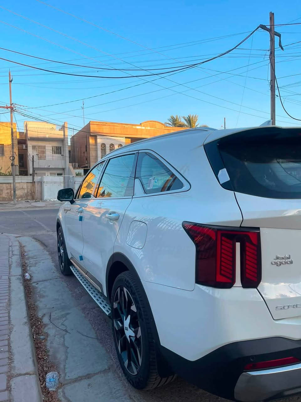 كيا سورينتو 2026 – فول مواصفات قمارة حديد VIP المحرك: 3.5 لتر – 6 سلندر رقم اربيل بأسمنا 
شركة اكدال بضمان شركة نم 
ماشية 1000 كيلو زيرو على كد الترقيم 
المواصفات:
🚗تشغيل بالبصمة وتحكم بالسيارة Smart Key
🚗تشغيل عن بُعد + نظام ترحيب
🚗داتا شو Head-Up Display
🚗عداد ديجيتال متغير
🚗4كاميرات 360 درجة +رادار
🚗مقاعد جلد تدفئة + تبريد
🚗مقاعد أمامية كهربائية
🚗ذاكرة مقاعد
🚗تحكم كشنات امامية من الجانب 
🚗تقديم وترجيع السيارة بواسطة الريمونت كونترول
🚗نظام صوت BOSE
🚗سستم إيرباك كامل عدد 6
🚗7مقاعد مع تبريد 3 مناطق
🚗صندوق خلفي كهربائي
🚗شاشة كبيرة متصلة + GPS
🚗دوسات بلادية 
🚗١٢ حساس 
🚗انارة داخلية متغير 64 لون 
🚗شحن لاسلكي
🚗سايد بريك إلكتروني + Auto Hold
🚗إنارة LED أمامية وخلفية
🚗حساسات أمامية وخلفية عدد 12
السعر (56.5 )مليون عراقي
علماً ان سعر الزيرو(59) مليون  
العنوان بغداد 
***********
***********
