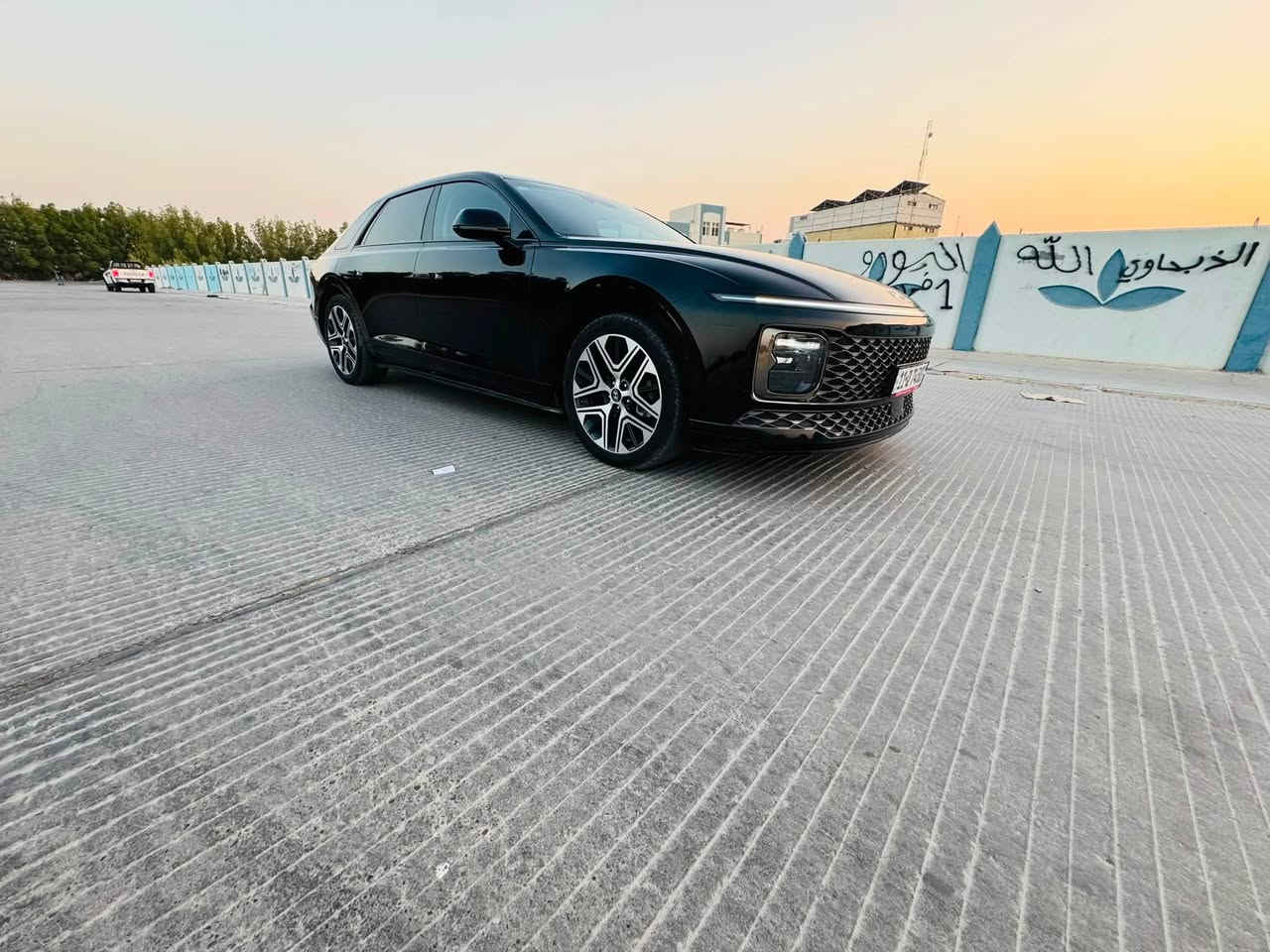 ازيره موديل23
سياره ع وضع الشركه فقط ثلث قطع تبديل بدون صبغ

رقم بغداد مداور ثانيوم

بانزين هايبرد

مكينه وكير وحداده وتبريد وكشر ودواخل زيرو

مواصفات فول الفول عده الفتحه

مواصفات عالميه غرفه في اي بي

مكان النجف بيع أو مراوس

السعر١٩٥

مواصفات ماحجي بيه معروفه

 سونار مرفق

***********
