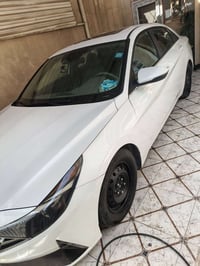 النترا 21 امريكي ماشيه 261 الف كيلو فول 1ع1 بأسمي رقم بابل حادثهه خلفي...