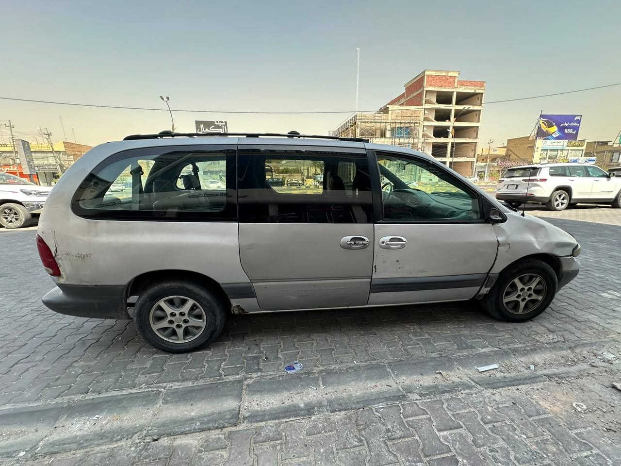 كرايسلر ٧ راكب • ٢٠٠٠ • رقم نجف