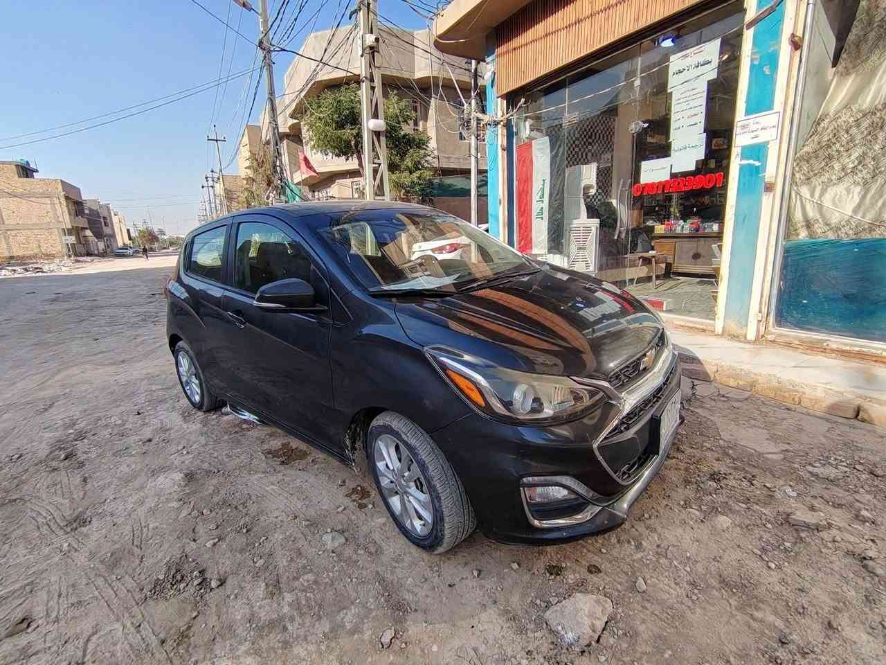 شوفرليت سبارك  19 

لمتد 

كير اوتماتيك 

جام اوتماتيك 

ماشية 29 الف 

محرك 1400

شاشة كبيرة 

سستم كاميرات 360 درجة 

حادثها الجاملغ الايسر 

السعر 75  

رقم قادسية 

جاهزة من كل شي 

للشراي فقط التواصل عبر الواتساب او الاتصال ***********
