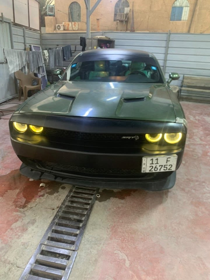 للبيع  دوج جالنجر sxt2018صبغ عام تغير  لون  محرك جديد دواخل نظيفه  تبريد  تمام  ١٣٠وبيها مجال للشراي وتساب *********** السياره بيها دبات صوت ريمونت وشوته  kn
