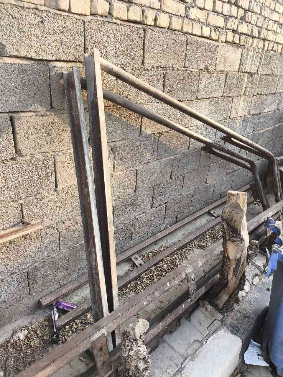 ونج للبيع  ***********
