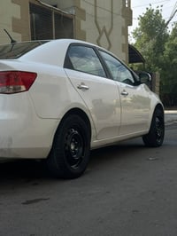 سيراتو 2013خيليجي بيه ٣قطع بدون دواخل   نص موصفات   رقم سلمانيه   سيار...