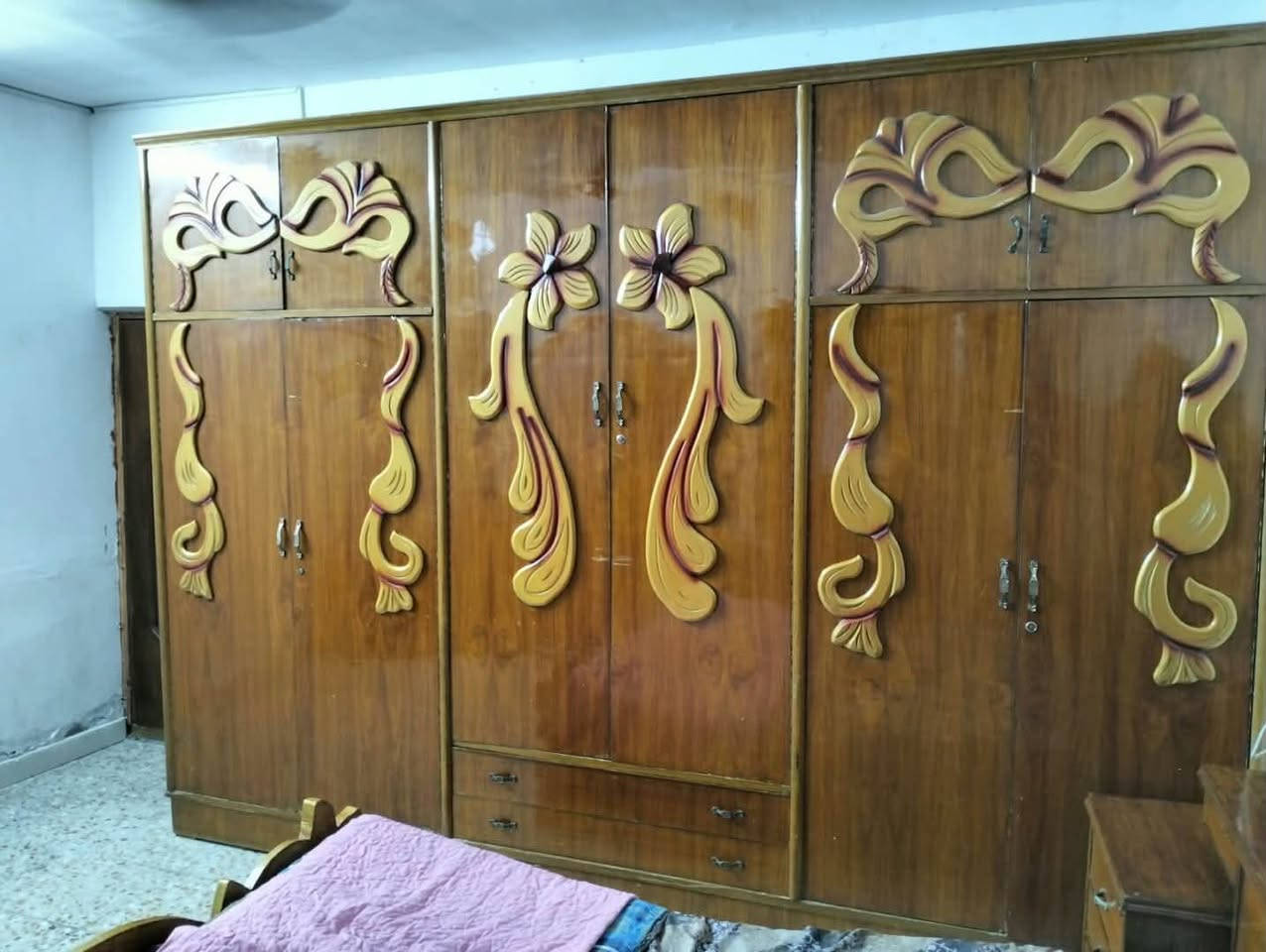 غرفة نوم • ٧ قطع • صاج