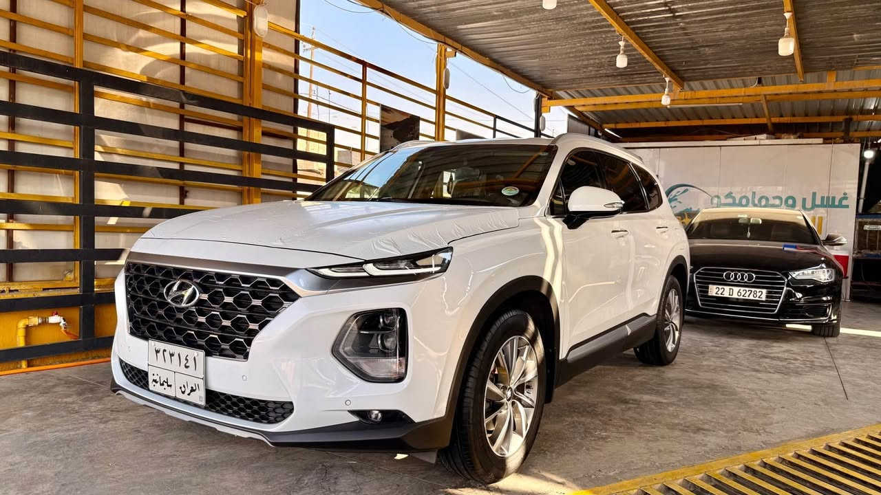 هوندای سەنتافی 2020 خەلیجی زۆر تازەیە یەک دەستە بی بۆیاخ 99000km ڕۆشتوا بەشەرتی گیڕ و مەکینە فول مواسەفاتە 4 بستۆنە 
*********** كركوك, العراق
