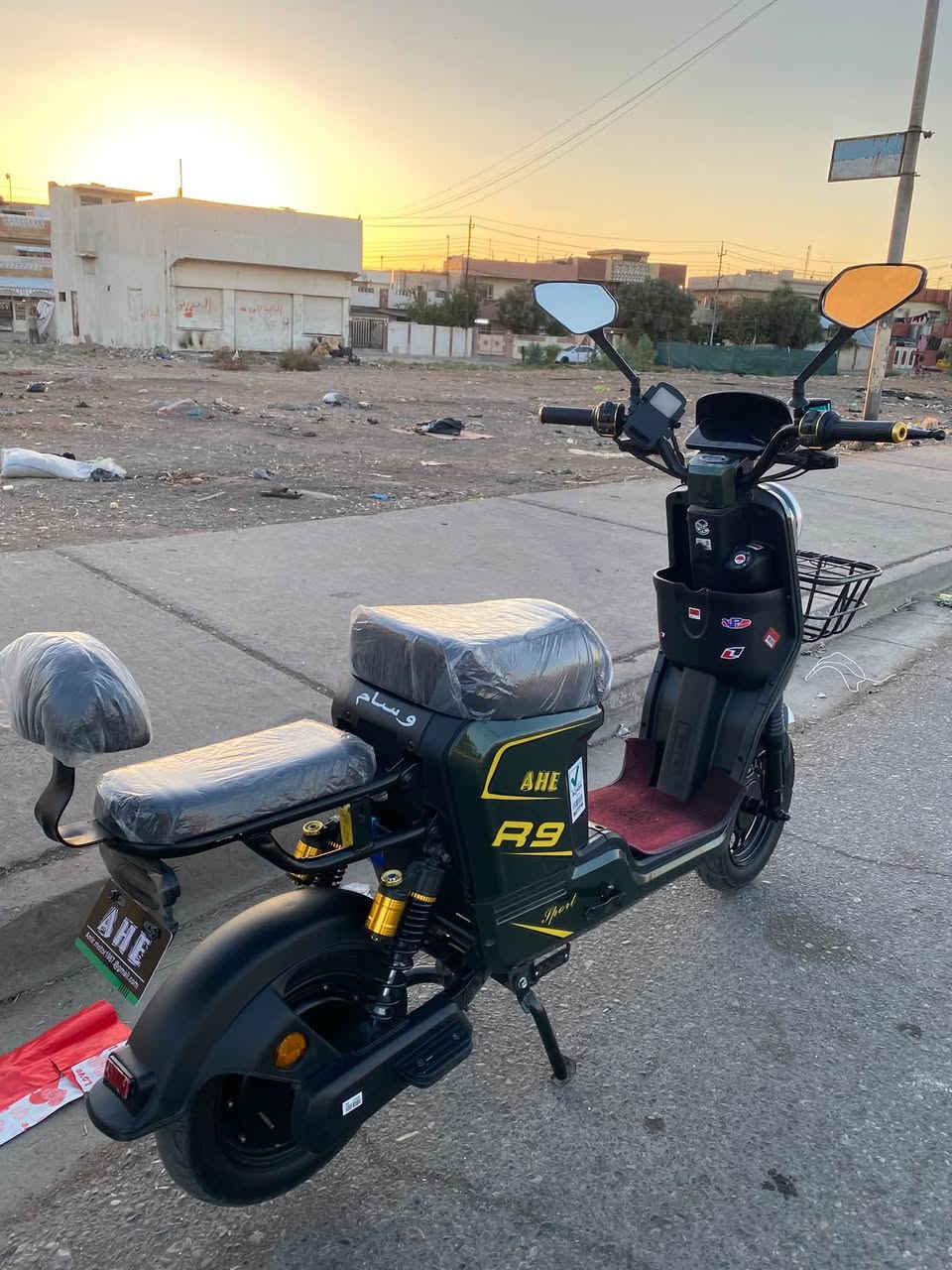 السلام عليكم للبيع/
R9 2026 
ماطور جديد استعمال حيل قليل مايحتاج مصرف ربع بريكات هايدروليك نشرات  وايرمنيه شغال كامل سويج بصمه كلو كامل والنضافه كدام العين السعر 550  ومجاله بسيط مكاني موصل قادسيه الثانيه
