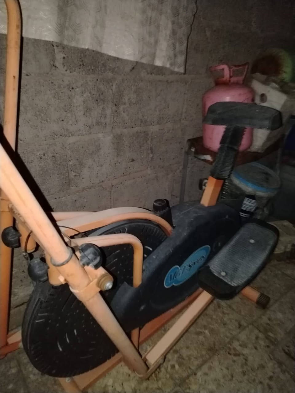 سلام عليكم عندي ھاذ باسكل اريد ٢٥ ملاحظة لا يوجد توصيل مكان الزعفرانية رقم ھاتف ***********
