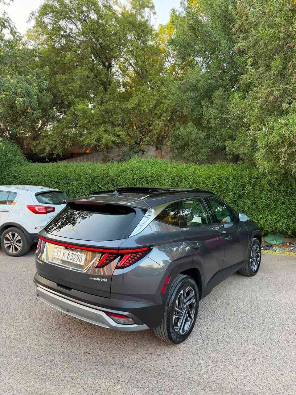 2025 Tucson limited هايبرد
توسان لمتد هايبرد اعلى مواصفات
  وارد امريكي ❗️لحد يجي يقارنها بالخليجي الفارغة❗️
رقم بغداد هزة جديدة
ضرر بسيط  جداً جداً الجاملغ الامامي جهة اليسار مبدل اصلي نفس اللون ونفس الكود من تدخل سونار يطلع بس مفتوح الجاملغ وبارد وتكحيل بحافة البنيد فقطط 
باقي السيارة كفالة عامة 
❌بدون صبغ❌
❗️بدون ايرباك بدون ايرباك بدون ايرباك ❗️
السيارة جديدة  واخت الزيرو بعدها 
ماشية 15 الف ميل 
1- محرك 1.6 توربو هايبرد  
2- بانوراما 
3-اربع كامرات امامي وخلفية وجانبية بالمرايات 
4- حساسات امامية وخلفية ١٢ حساس
5- رادار امامي وجانبي وخلفي نقط عمياء 
6-تتقدم وترجع بالبصمة 
7- كشنات جلد اسود وكهرباء الاماميات 
8- تبريد وتدفئة كشنات امامية وستيرن تدفئة وكشنات خلفية تدفئة 
9- كير تعليك و شفتات ستيرن 
10-خزن كشنات
11-لايتات عدسات تختلف عن العادي
12- صندوق كهرباء ومن تقترب منة يفتح  
13- داتا شو تعرض على الجامة الامامية 
14- سستم صوت Bose مع دمام بالصندوق
15-اوتو هولد
16- مساعدة النزول من المنحدرات 
17-شاحن تلبفون واير ليس 
18-حساس قراءة العين 
19-الوان داخلية تتغير ١٠ الوان بيها 
20- انارة داخلية led 
21-شحن تايب سي 
22- ويل كب حجم ١٩ 
23- شاشة كبيرة ابل كار بلي واندرويد اوتو 
السيارة جديدة ومابيها اي نقص مسويلها بولش ونانو 
وبيها ارضيات حوضية رزلاين 
مكان السيارة بغداد البنوك او حي سومر شارع المدارس

السعر 223$ ورقة وبيها مجال بسيط 
***********
