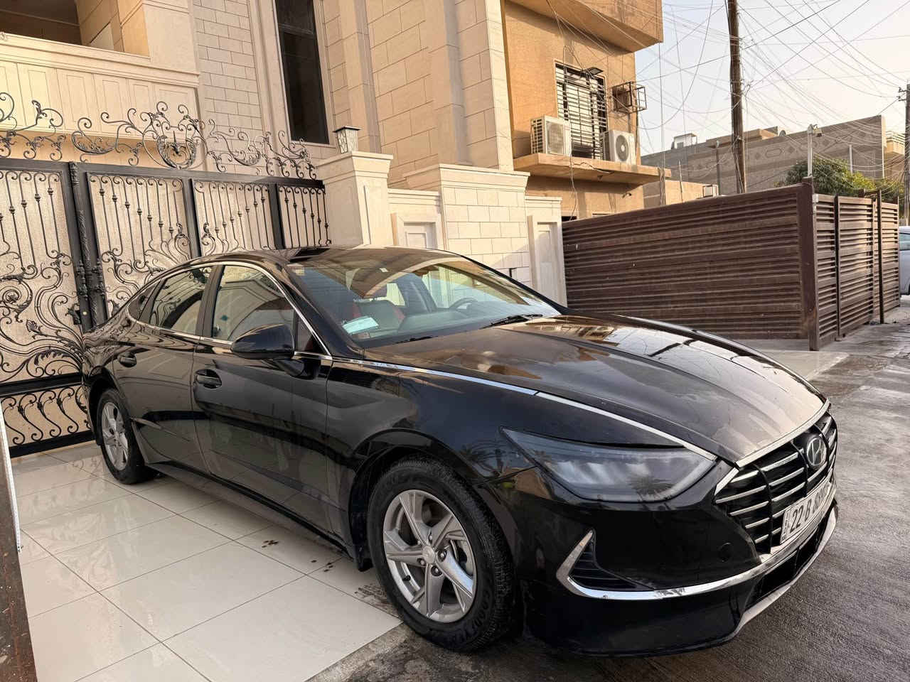 للبيع فقط مكان حي الجامعه رقمي السياره وكاله باسمي رقمها شمالي
السنويه باسم شركه وموثوقه
شوكت متريد تحول حول اني عندي وكاله احولك وكاله فقط مجالها
بسيط لان السياره جديده ومابيها
اي اضرار داخليه وحادثها جداً بسيط بدون شواصي ولا ايرباكات السياره
ماشي67km مو ميل لا كيلو متر
كير الكتروني  سايدبريك الكتروني تحكم استيرن  اوتو هولد  نضام ملاحه  المحرك 2.500  كاربلاي  شاشه جبيره قارء اعطال  السياره مناقصها كلشي 
سعرها 158 وبيها مجال  
*********** بغداد, العراق
