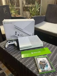 واحد تيرا بي كيم باس والعاب هواي مفتوخ تنضيف معه يده احترافيه اعله سعر...