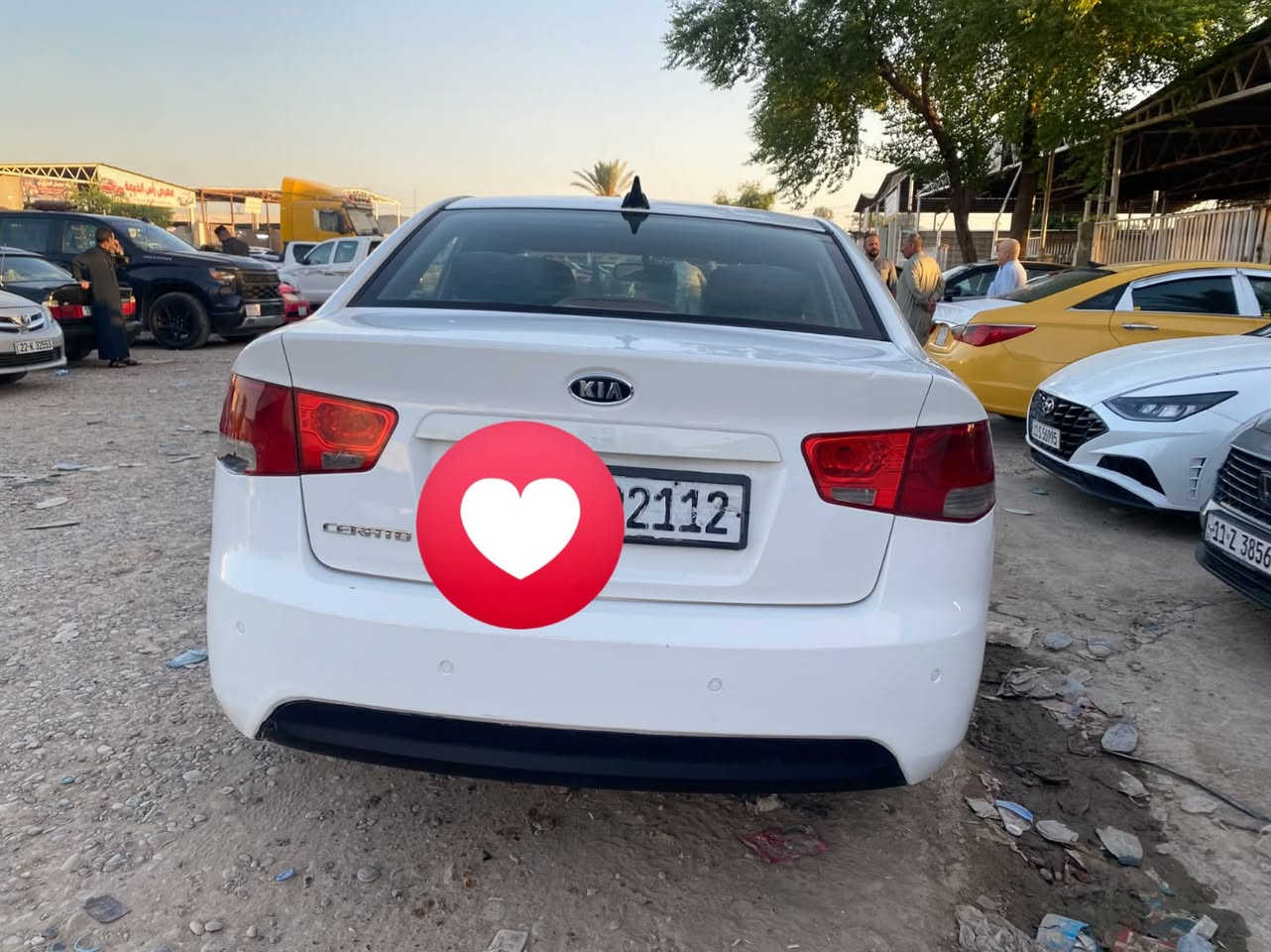إعلان بيع سيارة كيا سيراتو 2011
 النوع والموديل: كيا سيراتو (Kia Cerato) - موديل 2011
 المواصفات: خليجي
 الرقم: رقم شمالي مميز
 حالة البدي/الصبغ: 3 قطع صبغ (بدون دواخل - الدواخل مكفولة)
للتواصل والاستفسار:
 رقم الهاتف: [***********]
 المكان: [صلاح الدين  /سامراء ]
 السعر المطلوب: [السعر 85ورقة  وبية  مجال بسيط
