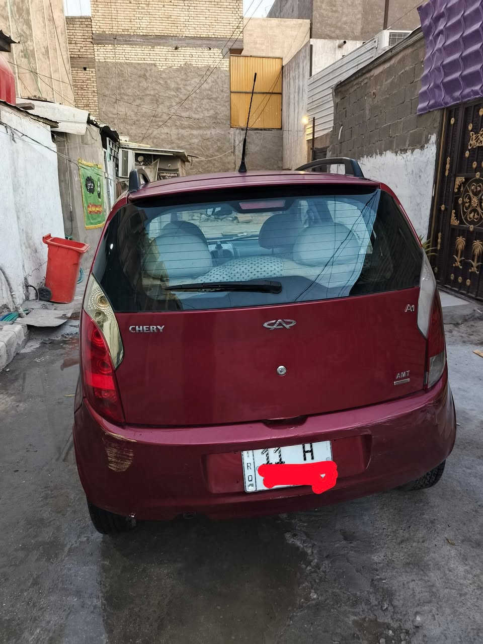 السلام عليكم
شيري A1 ٢٠١٣ بغداد رقم و هزة جديدة بأسمي مكينة كير كهربائيات تايرات تغليف ارضية 
صدر نص عمر بنيد و قمارة بيها جراد دعاميات مصبوغ و بيها مكانات بسيطة صبغ
السعر ٣٢ و بيها مجال 
مكان السيارة كرادة 
*********** اتصال / وات ساب
غير متواجد على الفيس

