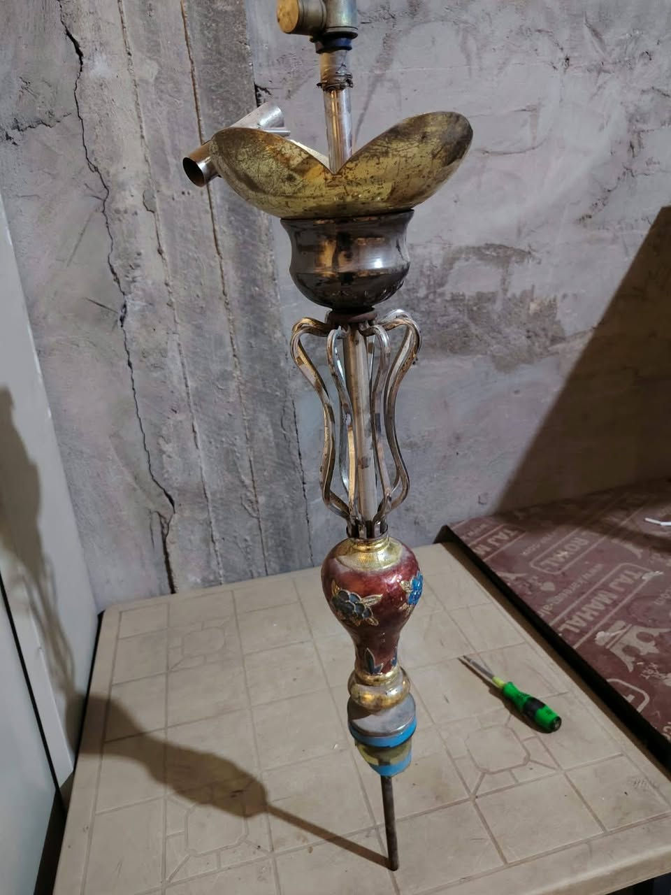 سلام عليكم غراض كوفي لبيع نراكيل تفصال جدد اميوزه 11ميز تسكام كراسي 50 كرسي. جدد طبلات 9 الغراض كله لبيع الشراي يتصل أو بي خير اويدلل *********** المكان طوريج
