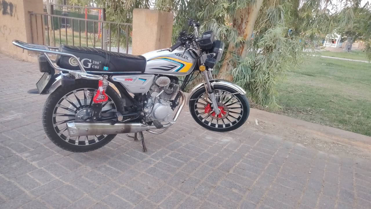 المكان تكريت
سلونك محرك 200 للبيع  

600وبي مجال
*********** اتصال او واتساب
