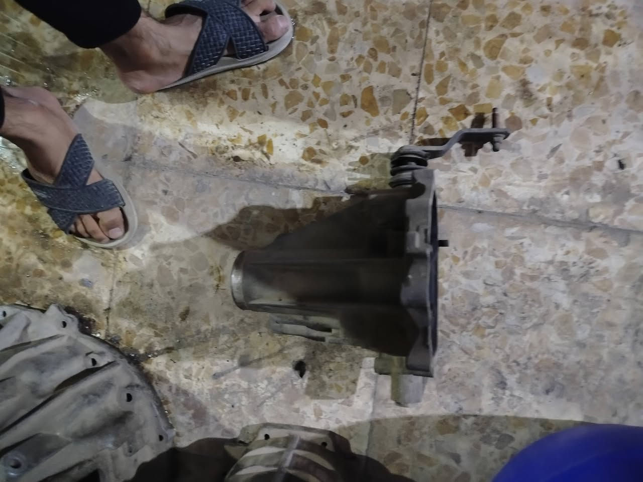 السلام عليكم فنديشن كير نيسان ناصيه و باقي غلافات كير كلشي ما بيهن لا سن مسحوك ولا شي مال تفصيخ استفسار عن السعر ***********
