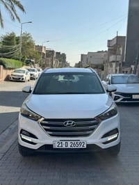 توسان 2018 سياره خليجي ماشيه 131كيلو متر سياره جاهزه من كلشي ملاحضه بي...