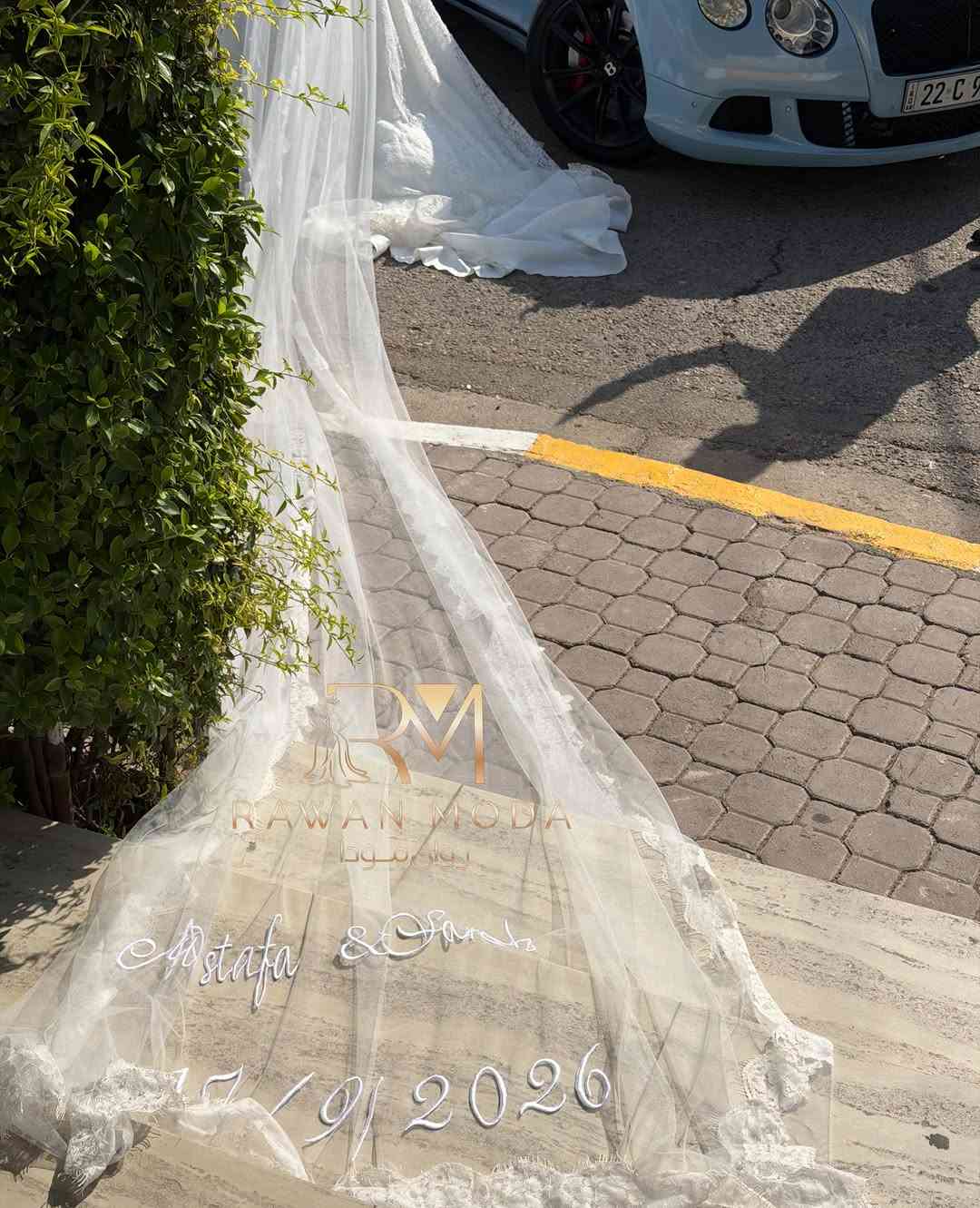 هنا كل ماتحلمين به 🧚🏻
ولكن بطريقه مختلفه💁🏻‍♀️

‎لێره‌ خه‌ونه‌كانت به‌ دیبێنه🧚🏻
‎به‌لام به‌ شێوه‌یه‌كی جیاواز 💁🏻‍♀️

‎عنوان : كركوك - شارع المحافظة - قرب فندق صنوبر

***********☎️
***********☎️

#explore #reels #followforfollowback #follow #photo karkuk slemani model bride bridal bridalmakeup salon makeupartist photography instagood instagram wedding weloveshopping drees shoping post reels

نص مكتوب في الصور:
- RAWAN MODA روان مودا
- RAWAN MODA
- روان مودا
- روان مـودا