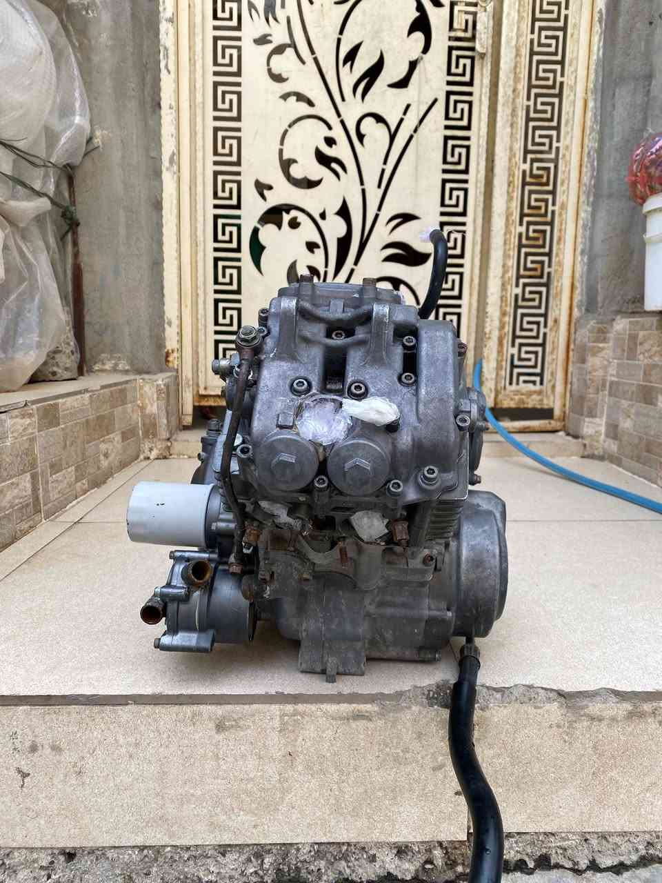 بۆ فرۆشتن Yamaha rabtor 700r بیعەیب بەشەرت کامل کامل عەشیا تاقم وەیار ڕایتەر تەنکی ڕۆن سارکەرەوە دەمی دەکشن پانکە کامل کامل نەقسی نیە لەعەرزا ئیشی پی ئەکەم دڵت گرتی ئنجا بیبە سعری ٥٠٠ هەزارو مەعامەلەیەکی برایانە سلیمانی ***********
