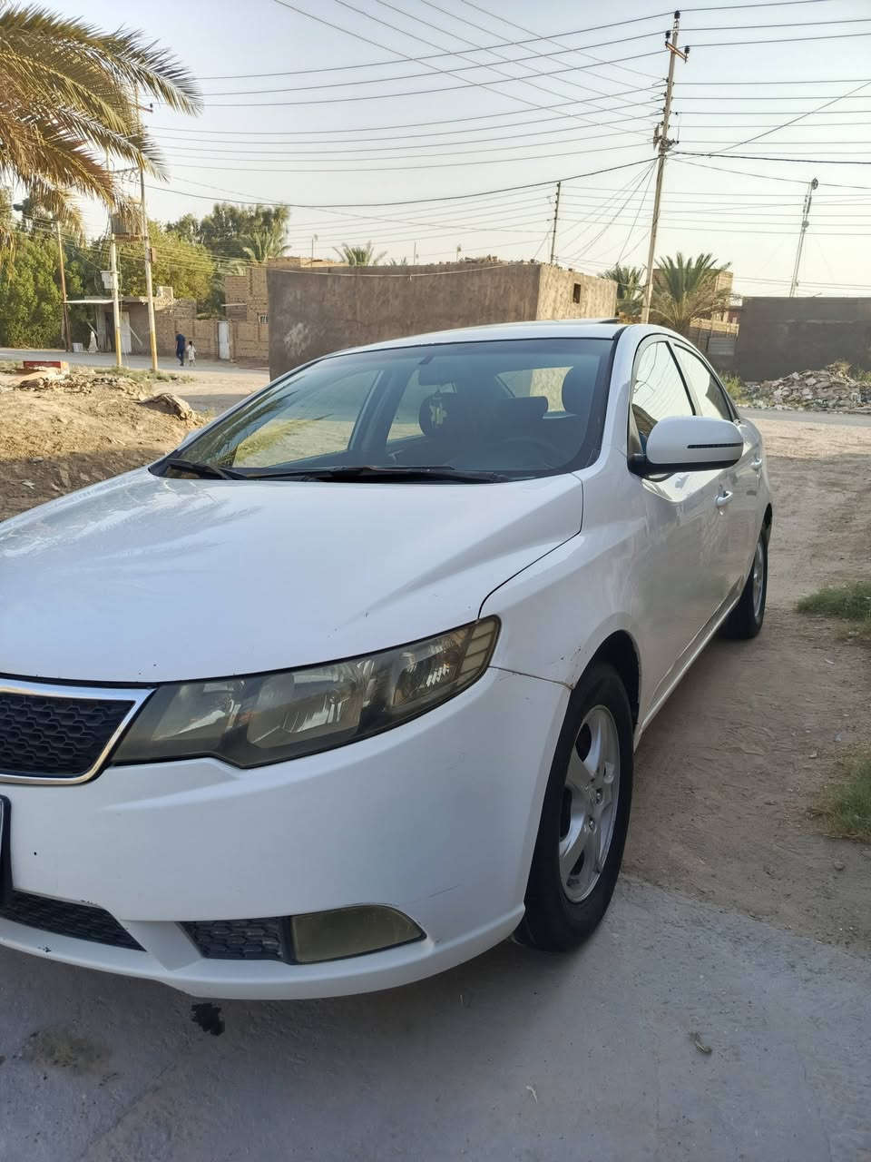 سيراتو موديل 11 خليجي رقم اربيل سنويه ساقطه سياره لا صبغ ولا ولا تبديل بيها بارد وبيها حالوب قليل كلش تخم تاير جديد باتري جديد حداديه سياره ويل كاب ماري شفط فاتحه لاي الزنون مكان السياره الديوانيه السعر 78 سياره مال جناي ***********
