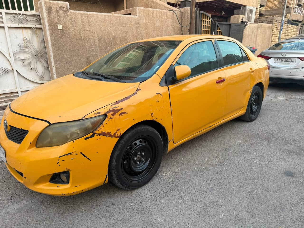 السلام عليكم 
كورلا ٢٠١٠ كما موضح بالصور السيارة حلوه للبياع شراي وللجناي سعره حلو بيه ملاحظات بسيطه سعره ٥٧ وبيه مجال غير متواجد على الفيس ***********

