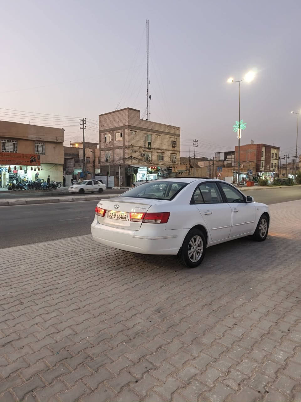 السلام عليكم سوناتا 2010خليجي رقم أربيل الدولي سنويا لغاية 30 سيارة فول مواصفات فتحه شاير بالمري تحكم ستيرن كشنات جلد  محرك 2400دوش سيارة فول مواصفات 1/1 سيارة بيها جاملغ مبدل بدون دواخل والباقي مكفول شرط السونار سيارة جاهزة مكينه كير حدادي تخم تاير كل جديد محرك وكير مامفتوحات على وضع الشركه  تبريد ثلج ❄ سيارة جاهزة ومال جناي مكاني كربلاء  السعر 118 وفيها مجال اللشري رقم الهاتف ***********
