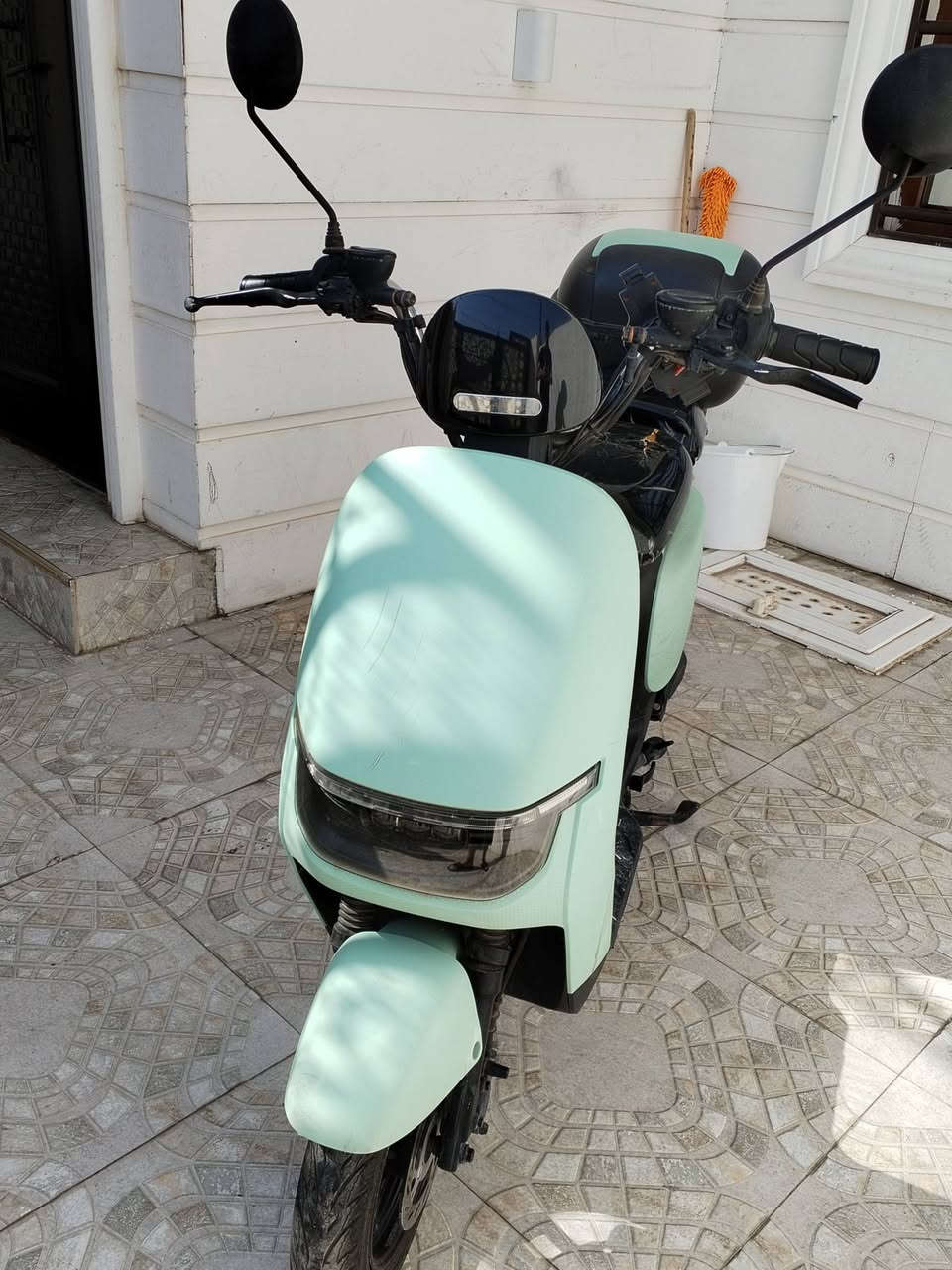دراجه نوع ريان اربع بطاريات كبار سرعه حقيقيه 51
بيها ملاحظات صغيره مثل ما موضح بالصور او ينرادلها تبديل بطاريات كلشي بيها شغال او ما بي عيب السعر 350 او بيها مجال مكان الدراجه كركوك روناكي قرب افران السدره 
للأستفسار اكثر تواصل على الرقم *********** واتساب متوفر ايضا
