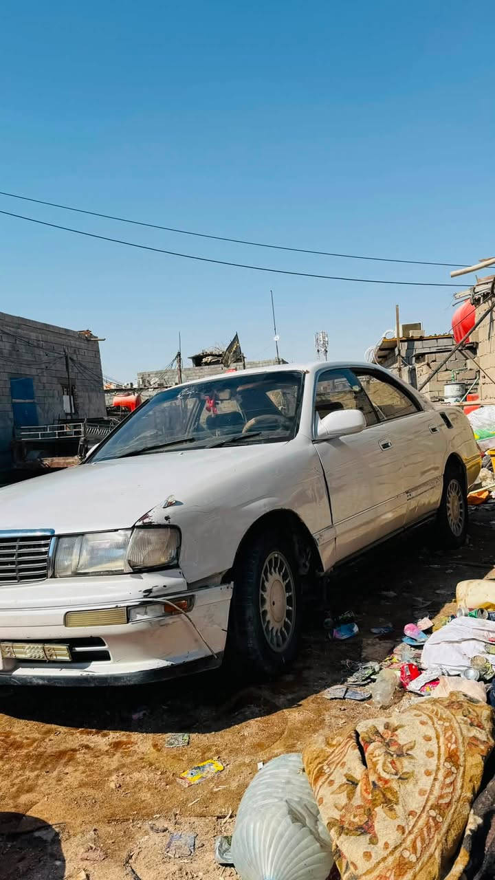البيع بطه منفصل لون لولوي موديل2000رقم البصره سنويه ل27 تحويل مباشر سياره بسمي  مكفوله من قص ونقل جثه وضربه  السعر 40وبيها مجال قليل مكاني البصره الموفقيه ***********
