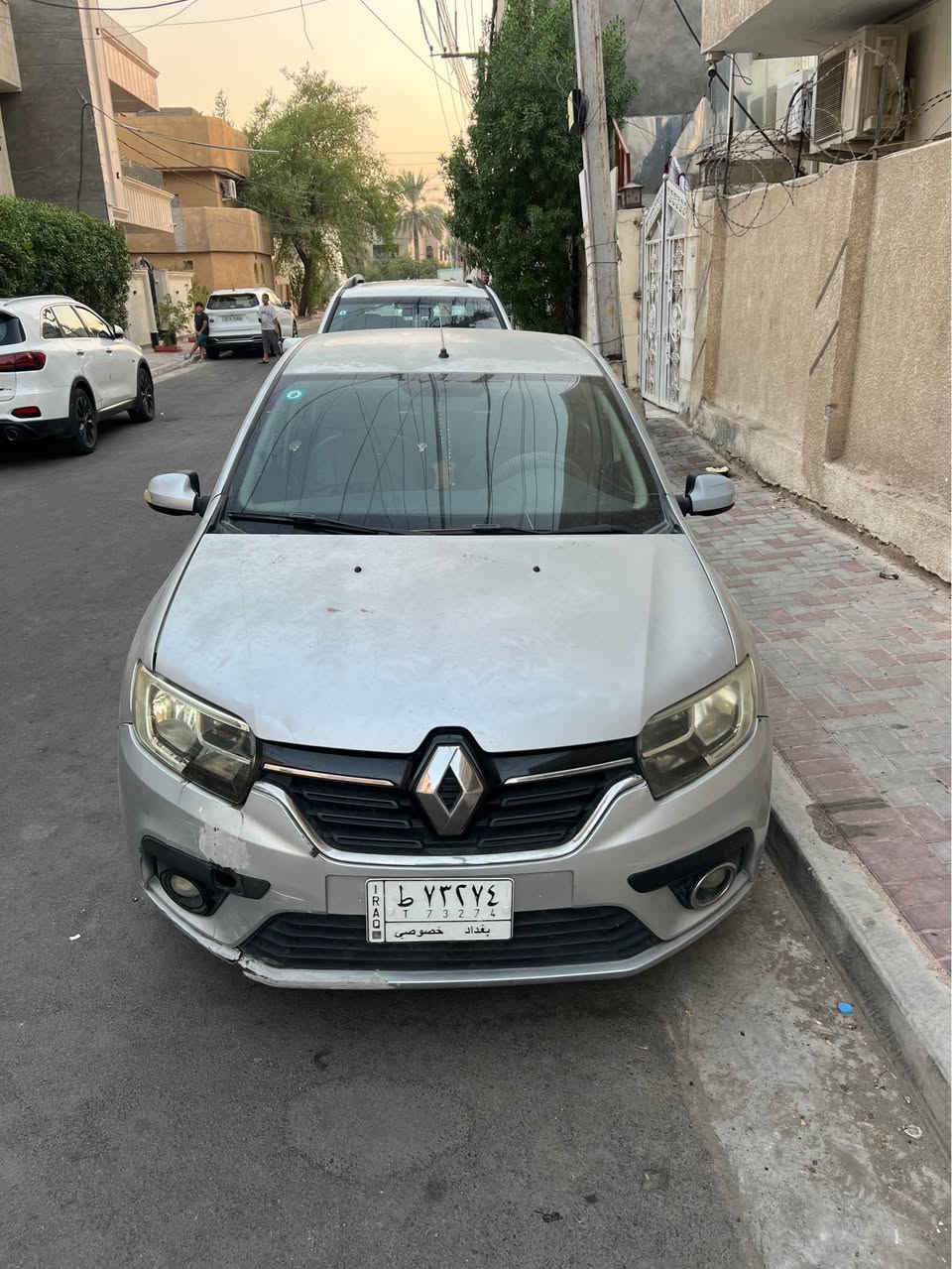 رينو 2019 بلاديه بيه طخطخات ابيع واقع حال بدون صبغ محرك كير صدر خير من الله السعر 55 وبي مجال *********** المكان الكاظميه بغداد, العراق
