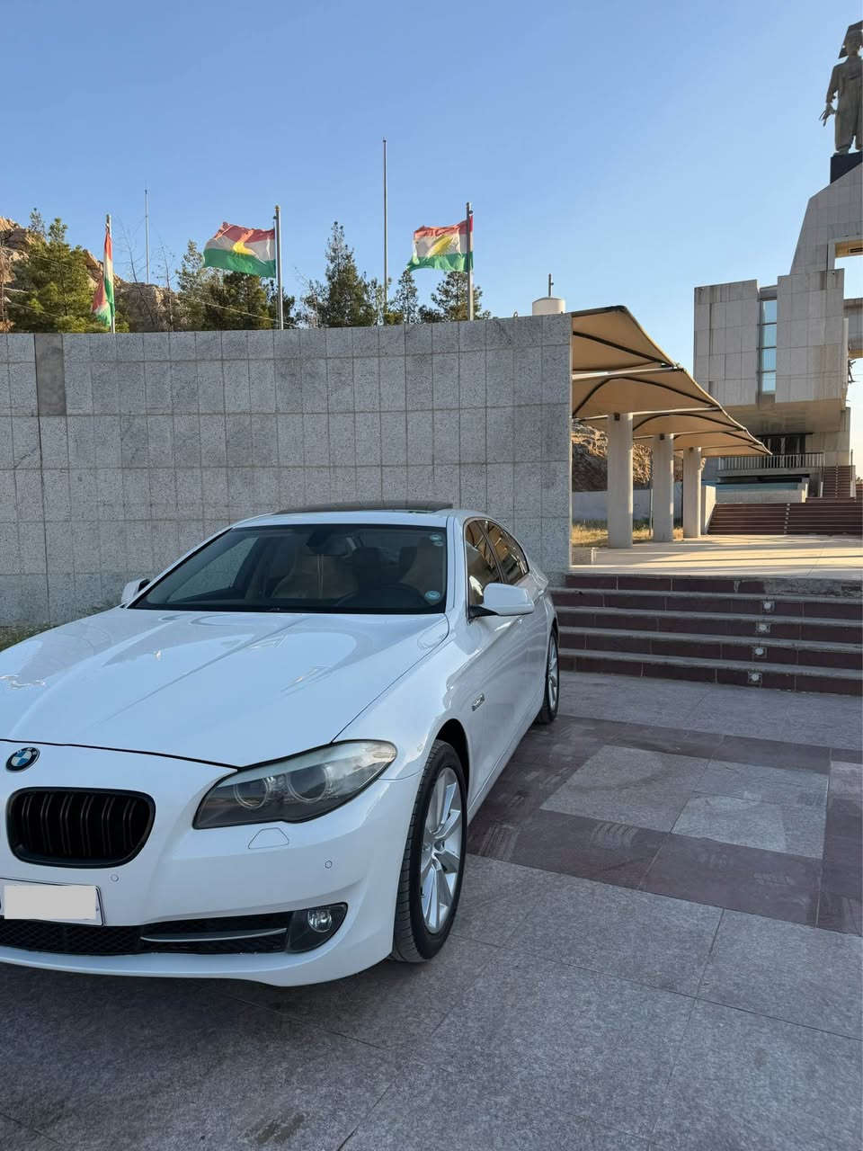 BMW F10 2013
530i
شهريكه عروش خليجى
مؤديل 2013
مدكينه 6 پستن

مواصفات سيارة
سلايد
بصفه
٥ پە رده
سوكان M
كوشن جلد زەرد
كوشين کارەبای
كاميرا صندوق
شاشة
مودى
sport
eco 
Sport plus
زور مواسه فاتى تر 

مه كينه به شەرت
كيرٍ به شەرت
تخم تايه تازه
تبريد سارد
سەنەوی نوێ
فحص و هزە نوێ
——————————————
شوێین سەیارە ڕانیە
ڕ.م *********** رانية, السليمانية
