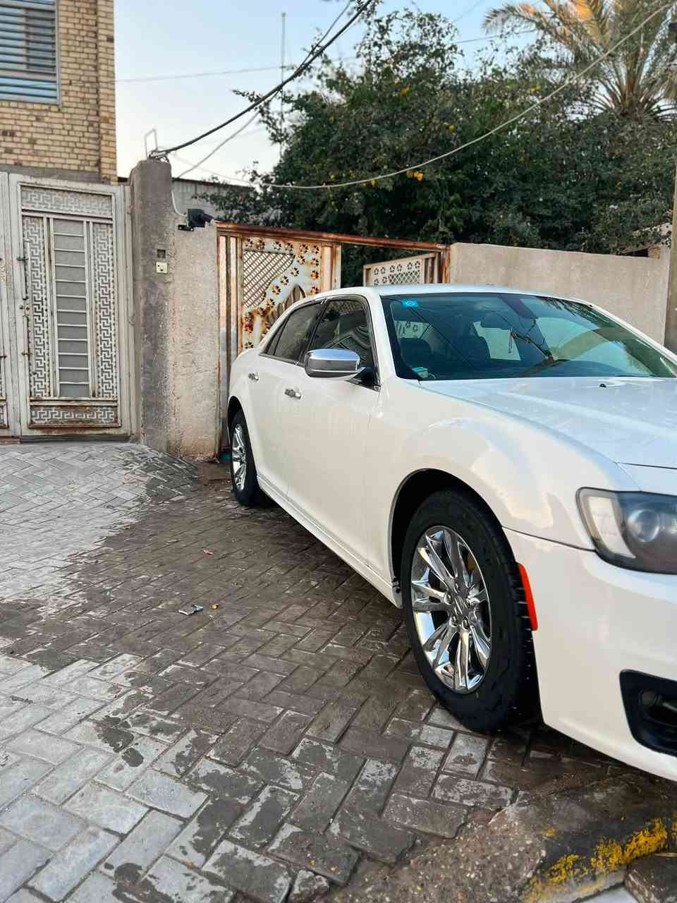 السلام عليكم اوباما للبيع مسجلة 22 رقم دولي تحويل ثاني يوم گير حدادية تبريد مكينة كفالة ويل مكسيكي تخم تاير جديد السيارة فول ما عدا الرادار بيها 3 قطع اماميات المداگر و البنيد و بيبان 2 كلير بأمريكا السيارة كلش حلوة و جديدة السعر 160مكاني البصرة ***********
