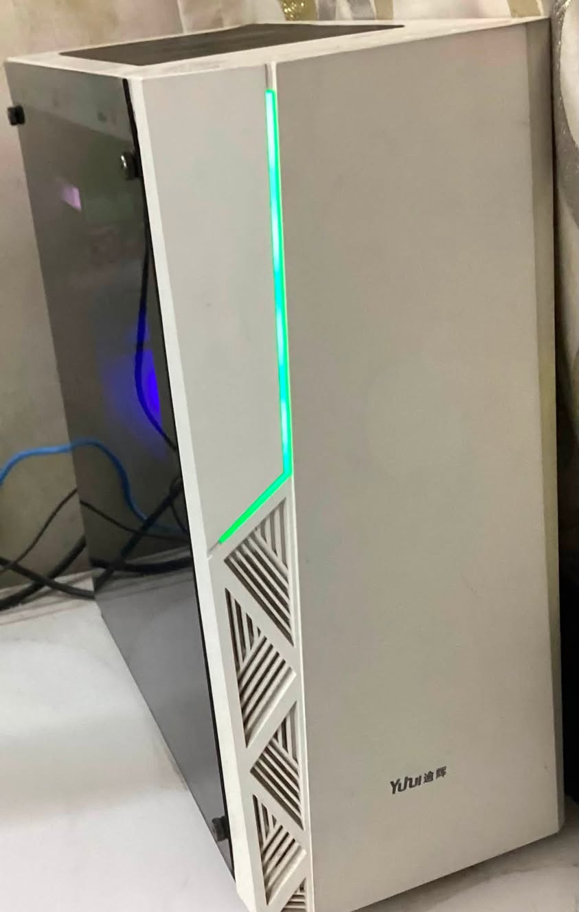 PC للبيع مستعمل نضيف 
المواصفات: PSU ROKET 650W
hard vivtronic 1T
CASE YUHUI / RAY5 التي
CI5 10400F
LEXAR 2666 8G
GIGABYTE GTX 1660 6G
DEEPCOOL CPU COOLER GAMMAXX 400PRO
ASUS H410M-A
ADATA HD SSD 120GB
يحتاج لها تبديل بطارية CMOS وتبديل عصارة المعالج فقط 
الموقع: بغداد شارع حيفا 
السعر 550 ألف وبيها مجال 
الرقم :***********
